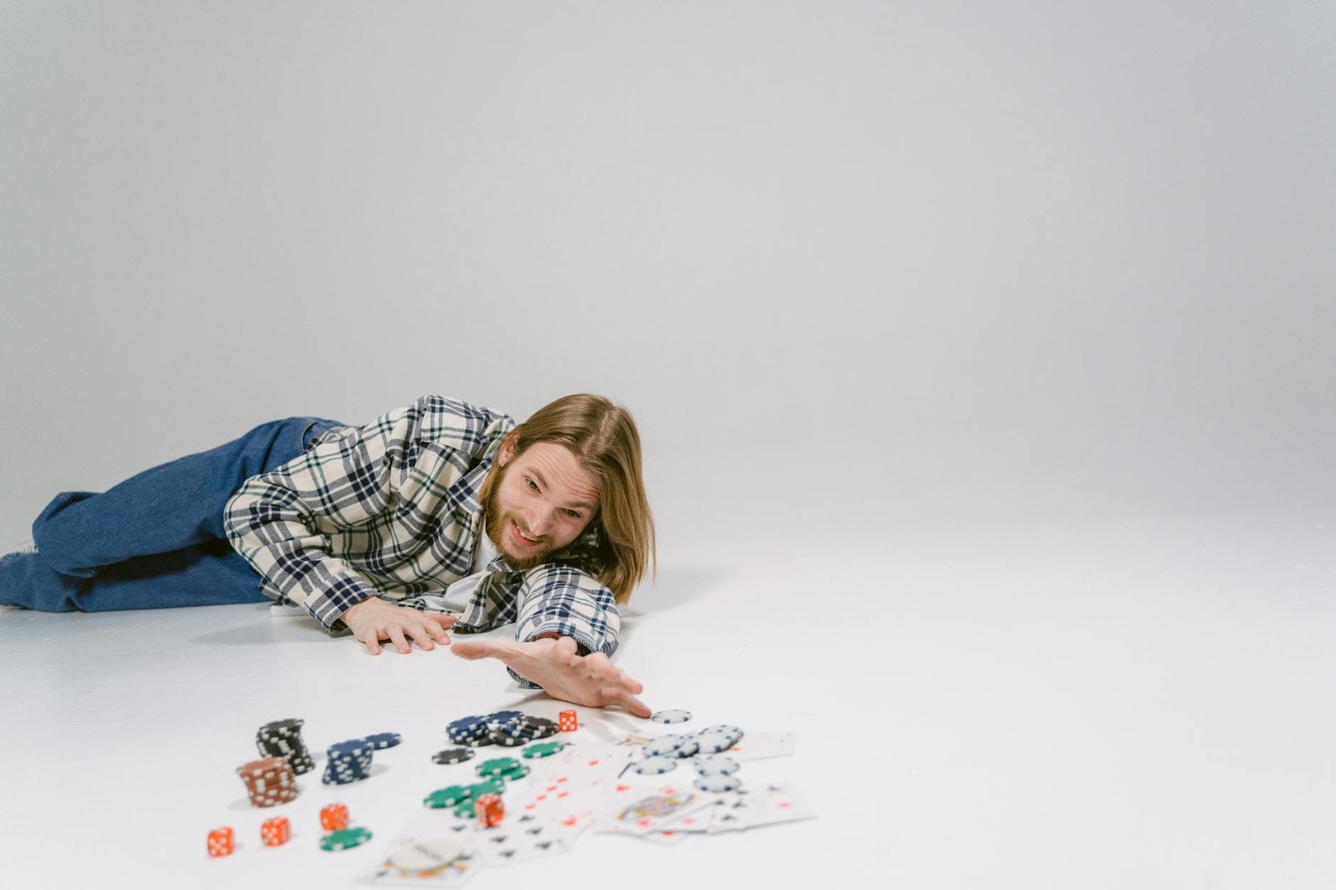 Why Competitive Benchmarking in SaaS Depends on User Reviews