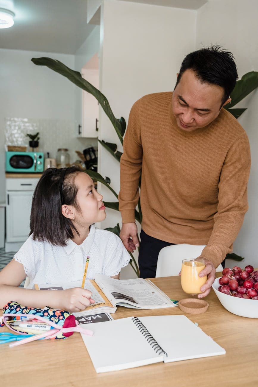 How to Write Effective SaaS Reviews That Truly Help Others