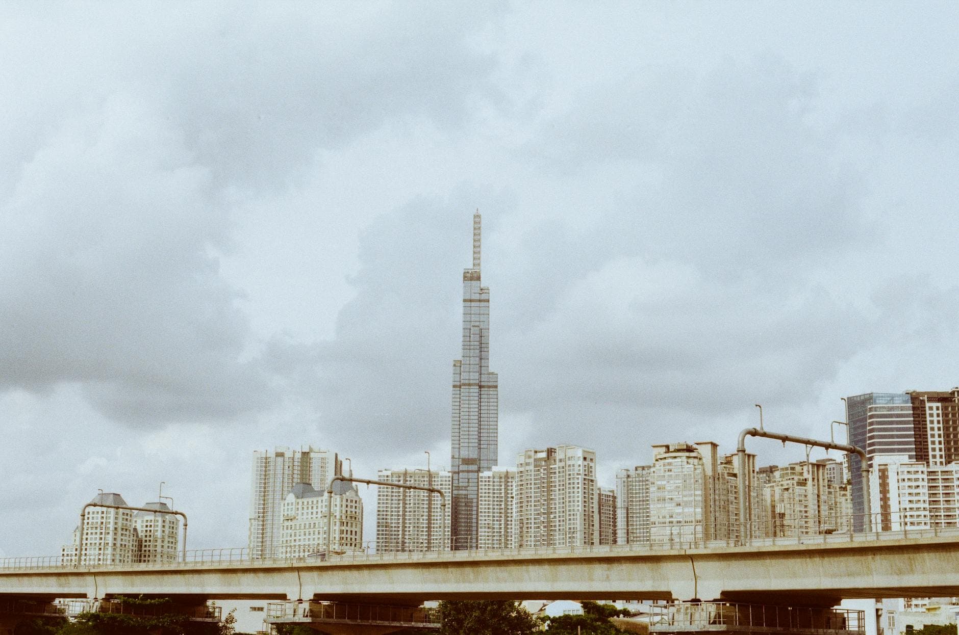 Going Global with SaaS Reviews: Navigating Cultural Nuance for International Growth